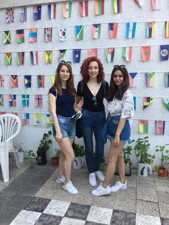 10 Coins Hostel & Tours Софія Екстер'єр фото