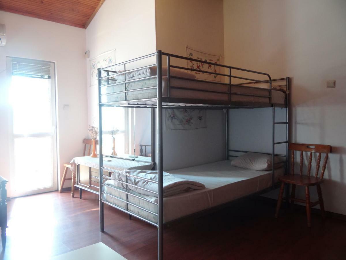 10 Coins Hostel & Tours Софія Екстер'єр фото